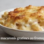 Plat de macaronis gratines au fromage dore