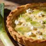 Quiche aux jeunes poireaux et fromage de chèvre : le plat de saison qui sent bon le printemps sans effort